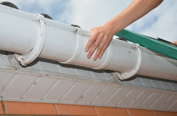 Gutter Reattachment in Rocklin
